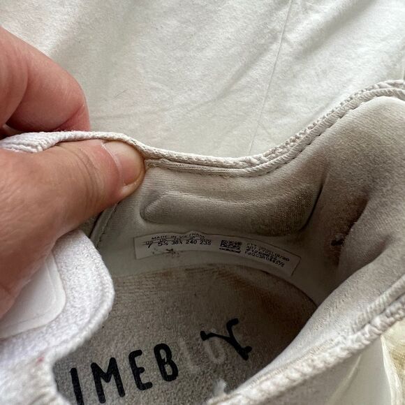 Adidas Women's Ultraboost 22 Running Shoe Size 7 Color White - Picture 10 of 11